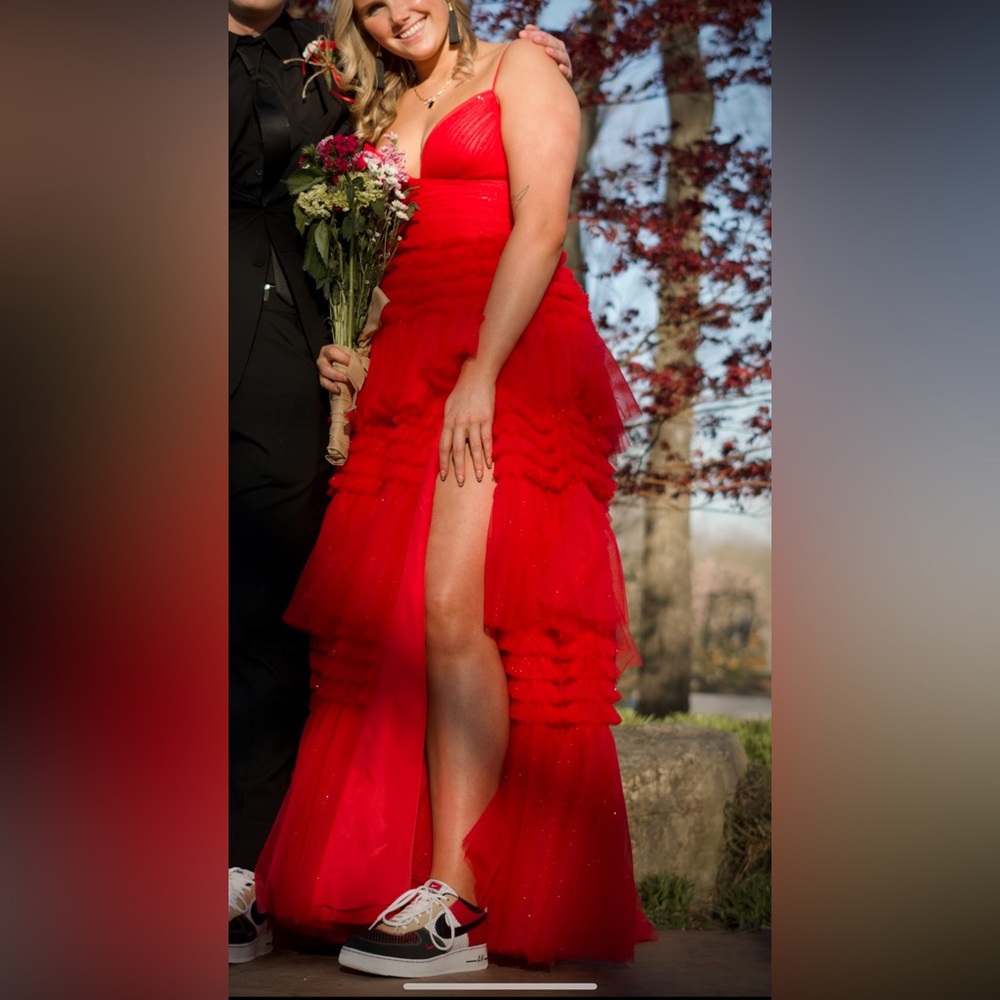 Sherri Hill Red Prom Dress 54843 Size 8 No Alterations
